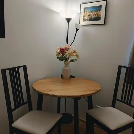 Stop & Sleep - Private Guest house